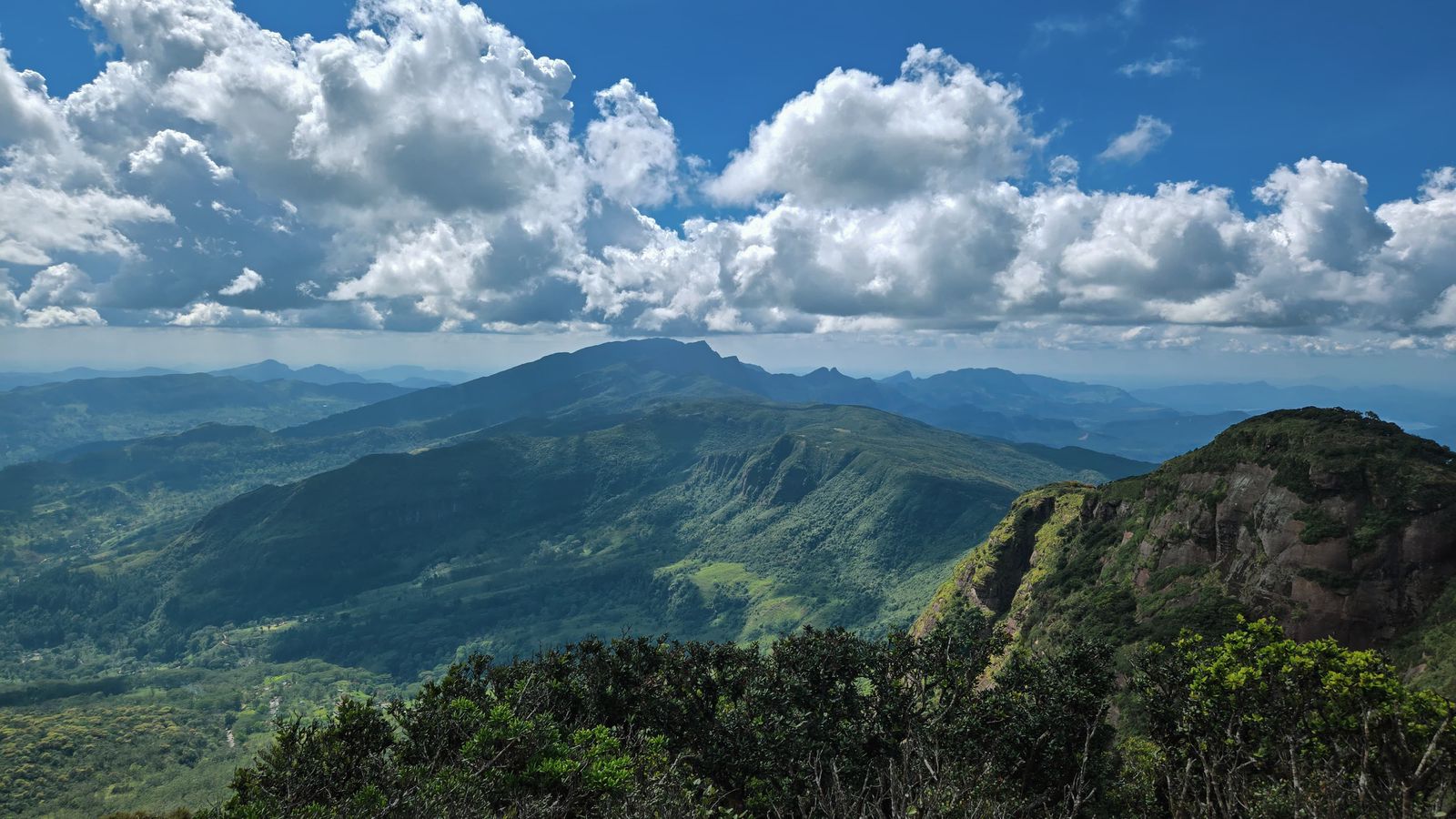 Sri Lanka trekking gallery image 4