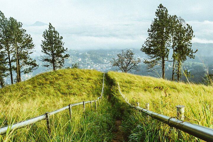 Hanthana mountain – photo 1