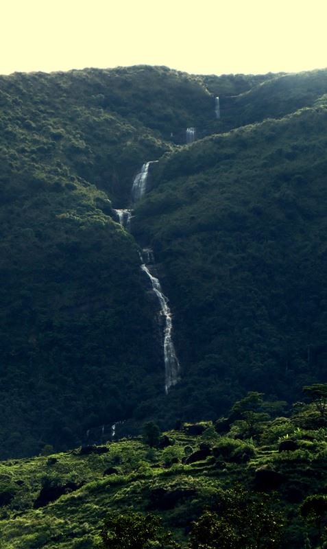 Kotaganga waterfalls Chain Trail - Sri Lanka Trekking