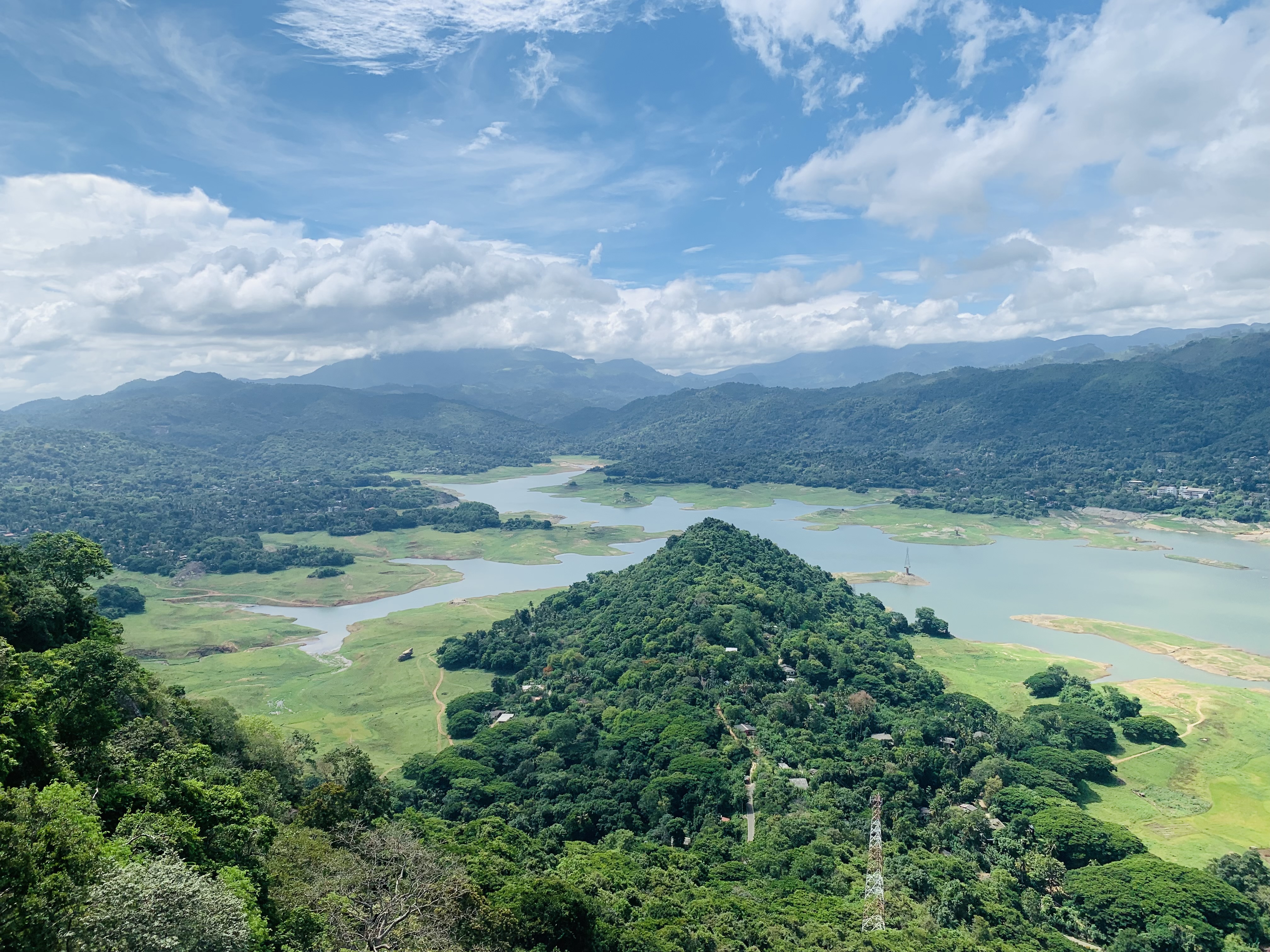 Bambaragala temple and Pettigala Mountain – photo 5